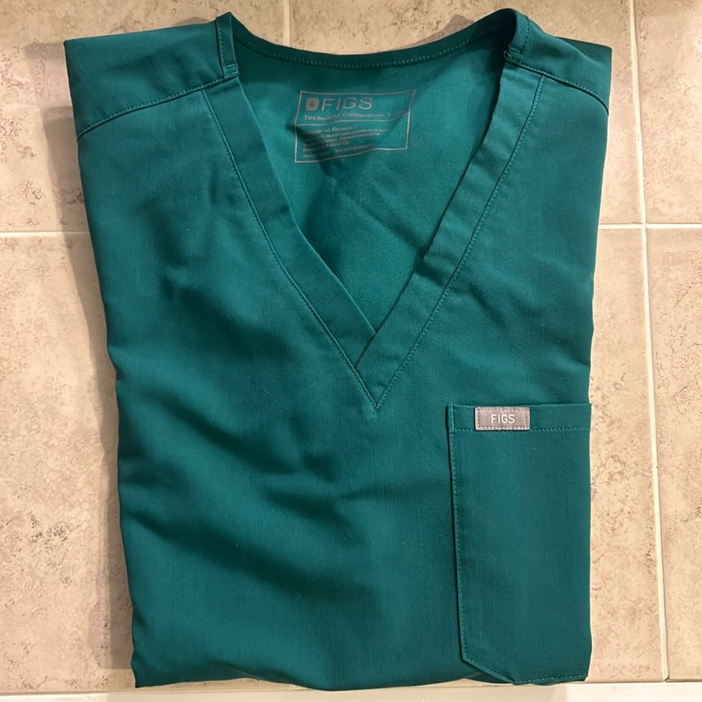 Figs Hunter green scrub top